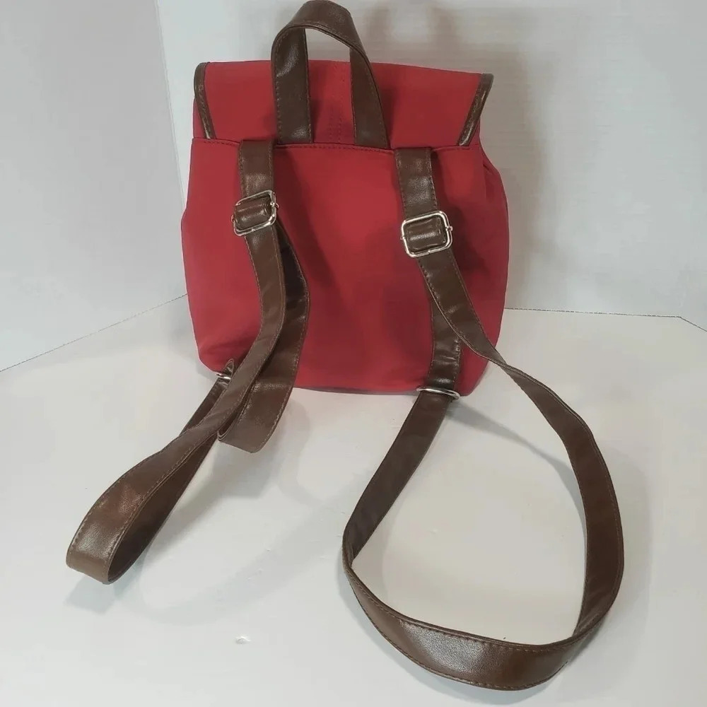 Treviso Womans Red Small Backpack . - Picture 2 of 8